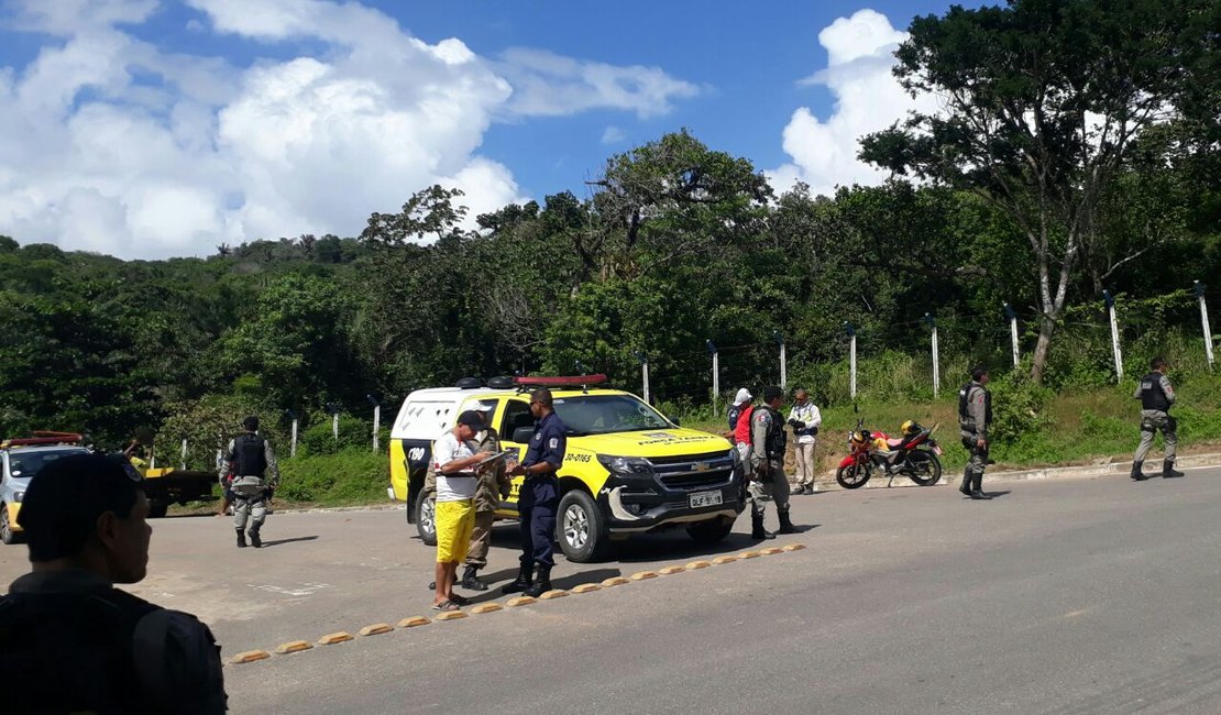 Operação integrada apreende veículos irregulares no interior de AL