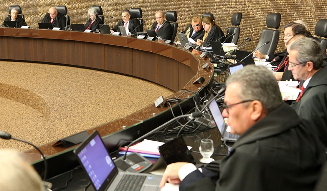 TJ modifica para o regime aberto pena de vereador alagoano condenado por agressão