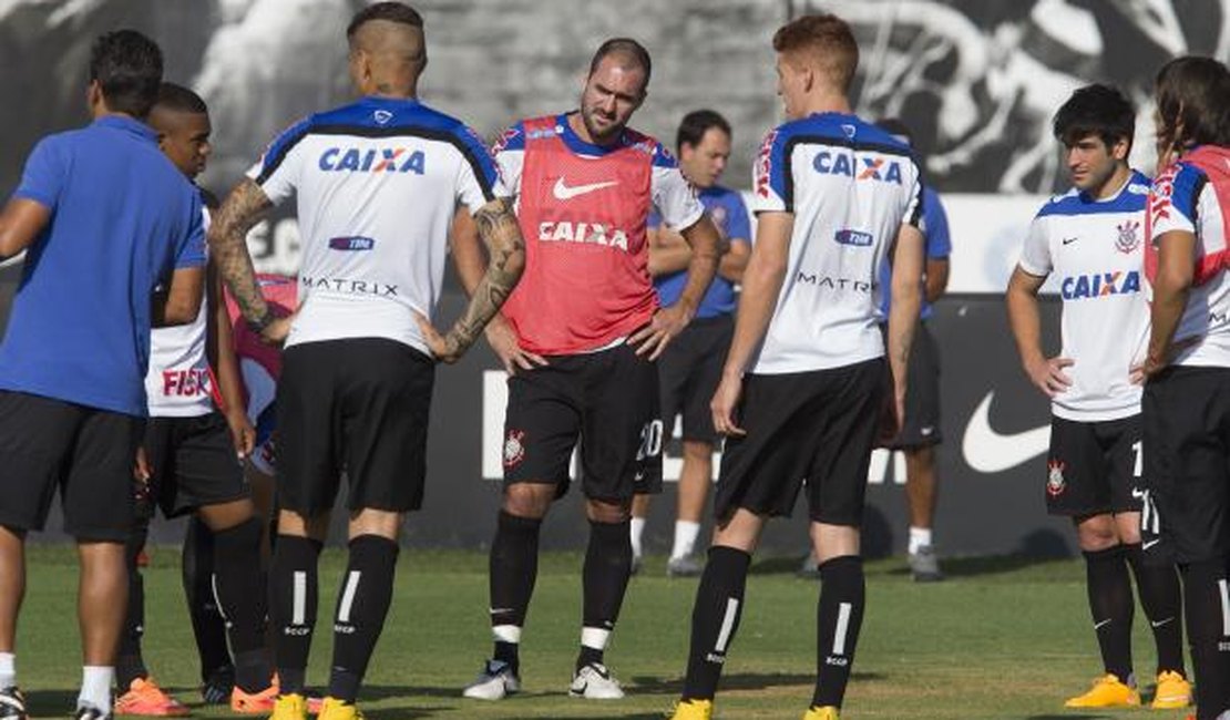 Corinthians conta com 100% em casa na reta final por vaga na Libertadores