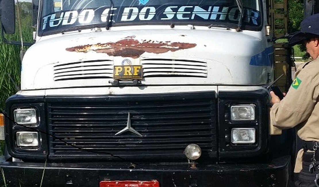 Caminhão furtado em PE é recuperado pela PRF em AL