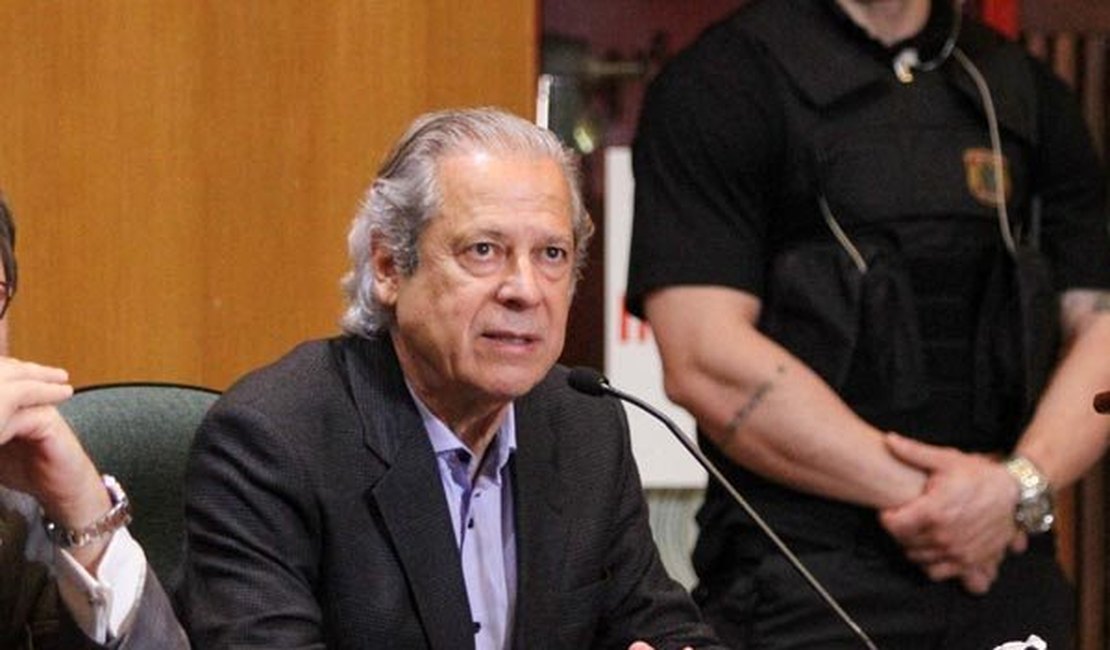Justiça condena José Dirceu a 23 anos de prisão por corrupção