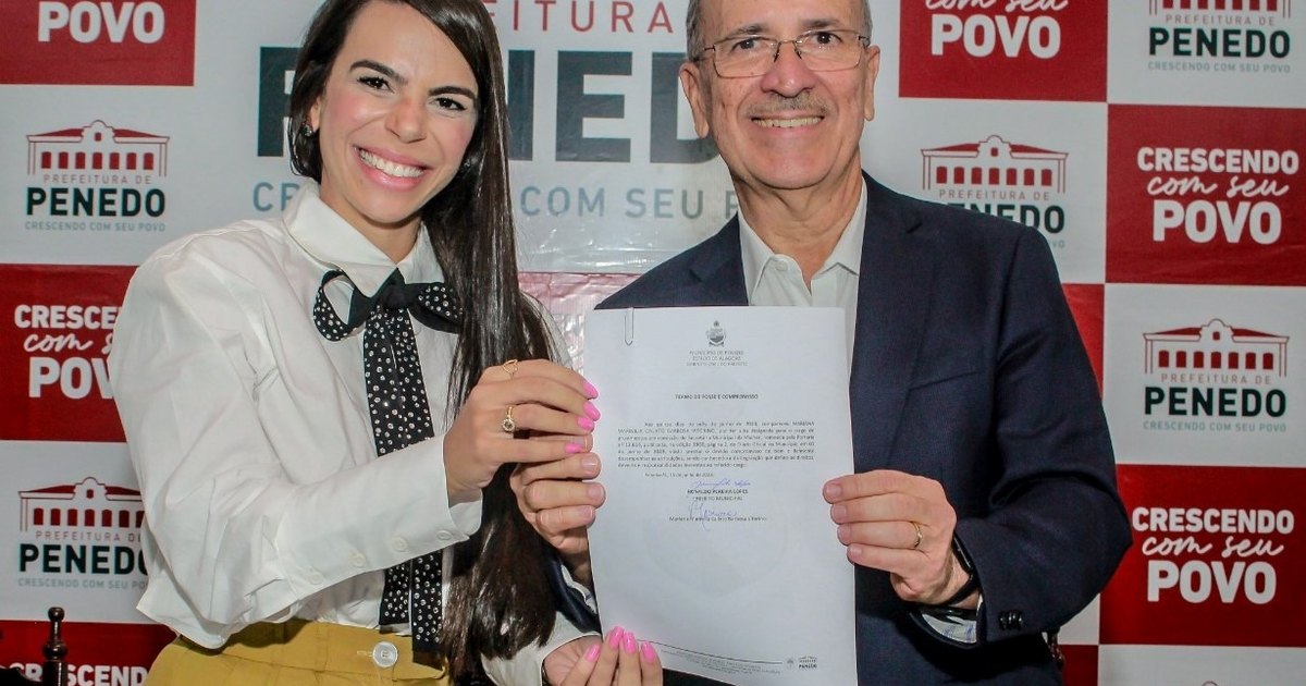 Prefeito Ronaldo Lopes empossa nova Secretária da Mulher e reforça