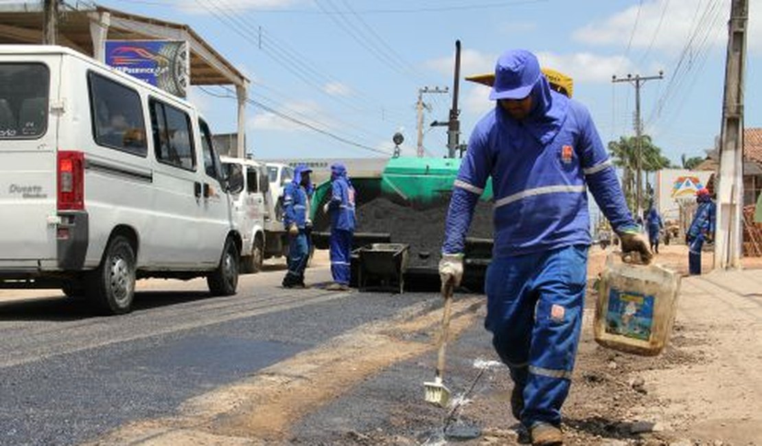 Prefeitura inicia recapeamento das entradas de Arapiraca