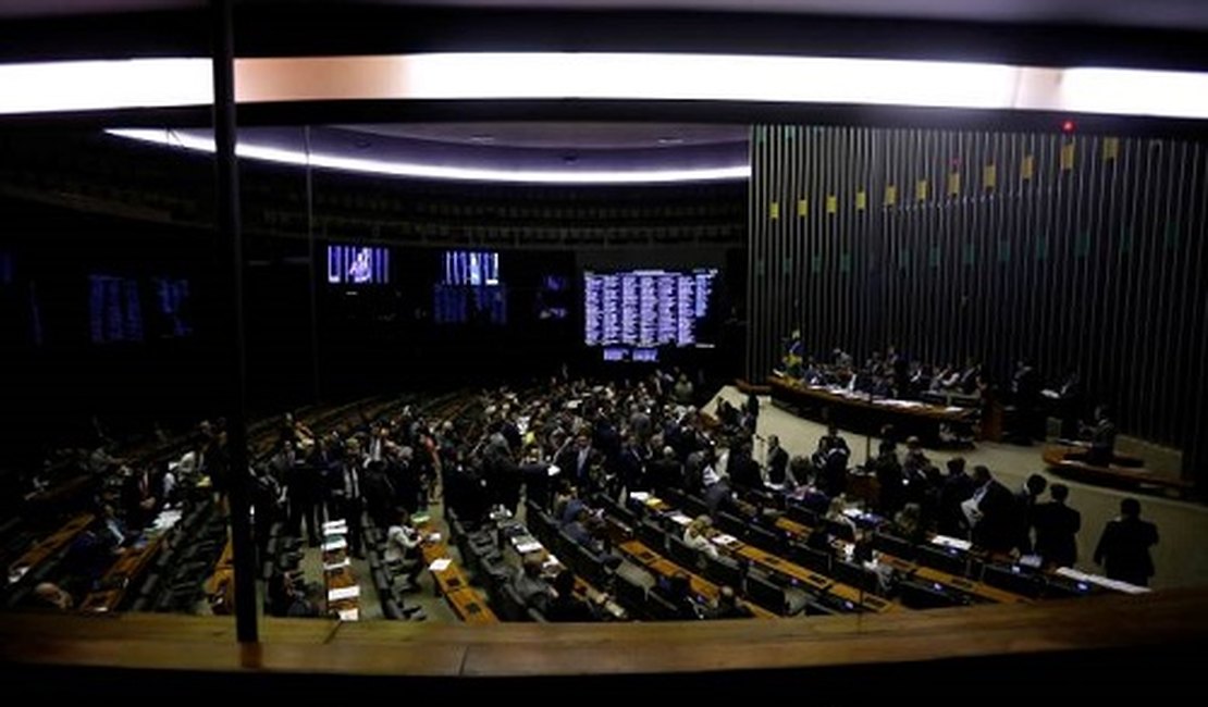 Congresso aprova por unanimidade crédito de R$ 248 bi para benefícios