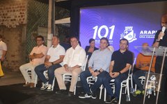 Entrega de pavimentação de ruas no bairro Jardim Tropical