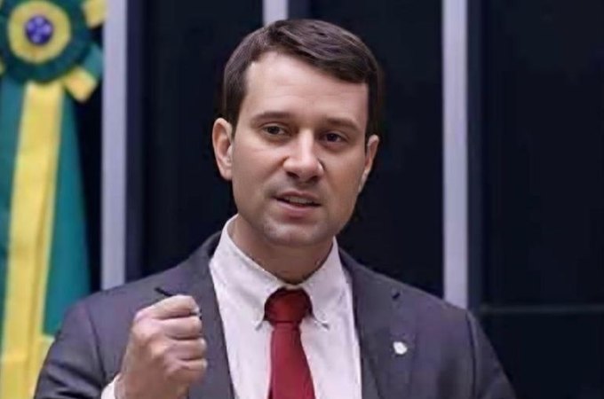 Daniel Barbosa reage à taxação de Trump: “Brasil não aceitará chantagens e pressões desleais”