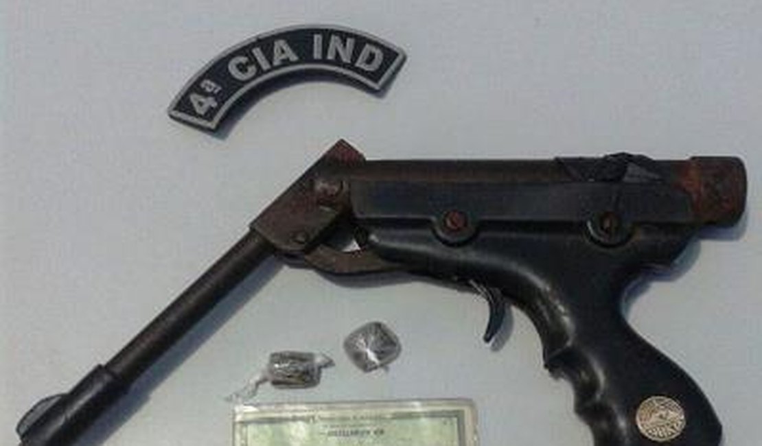 PM prende homem com espingarda de ar comprimido em Atalaia