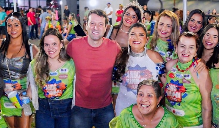 Carnaval ou articulação política?