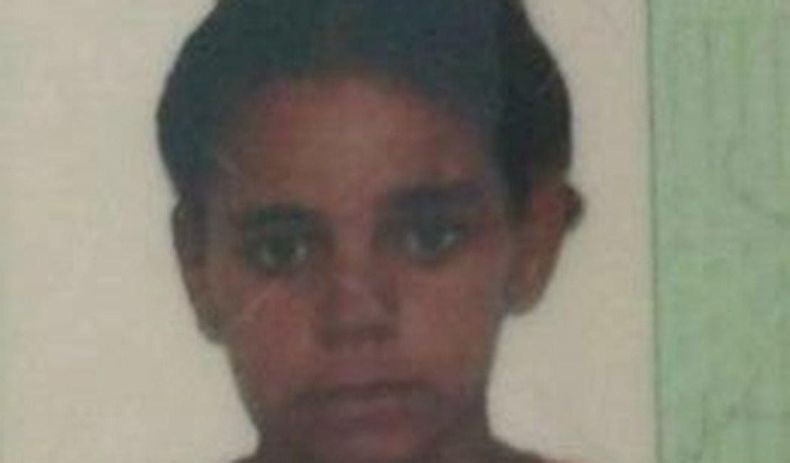 Mãe procura filha desaparecida desde sábado em Arapiraca