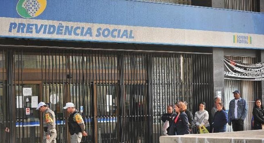 COVID-19 - INSS suspende atendimento presencial em todo o país