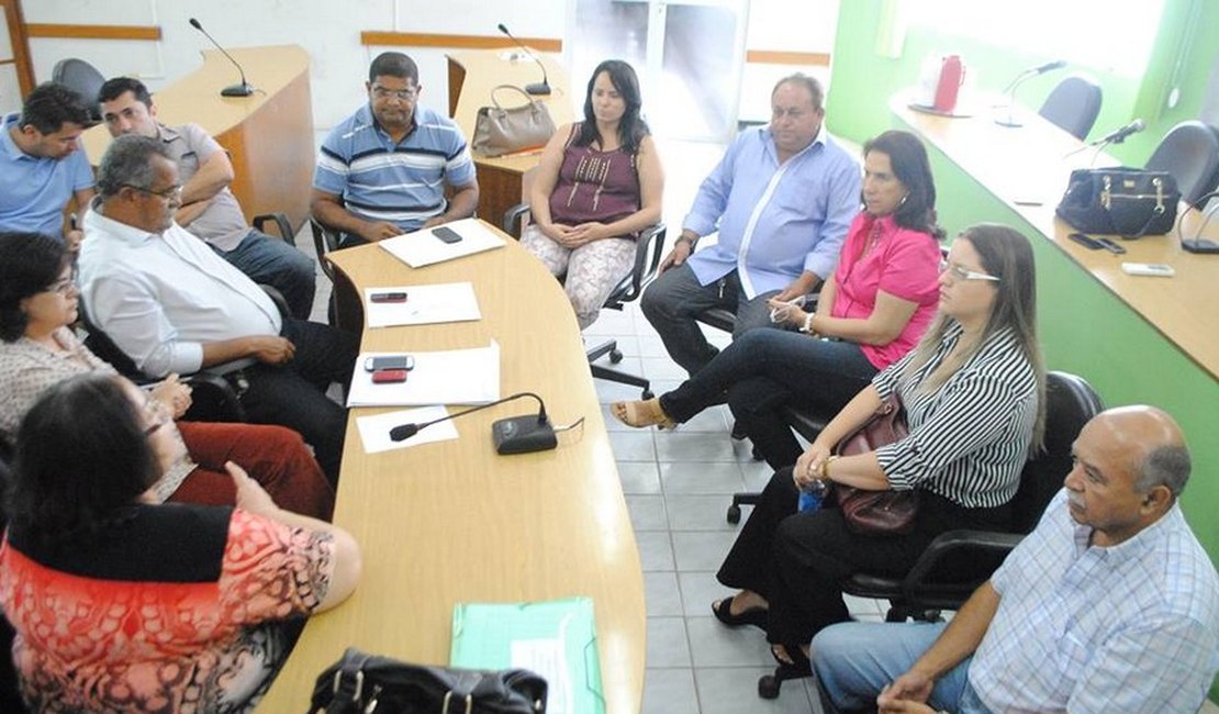 Vereadores discutem doação de terreno para a construção do Cesmac em Arapiraca