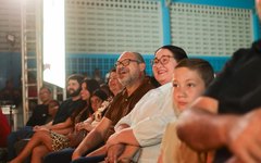 Feira Grande comemora o Dia do Servidor Público com humor e alegria ao lado de Zé Lezin