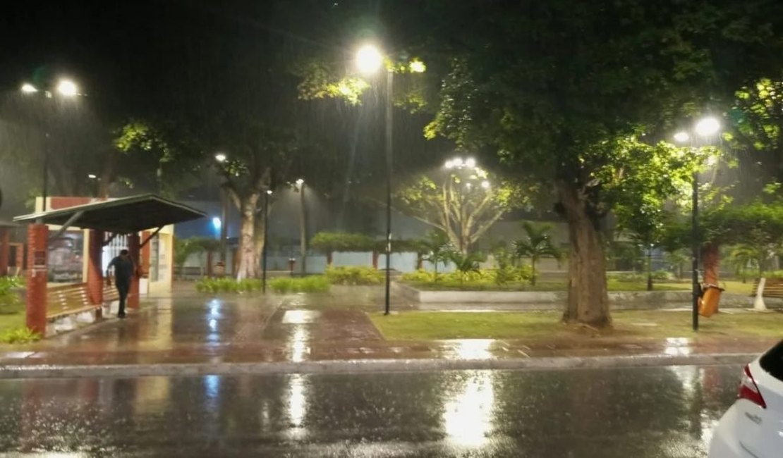 Chuvas mantém Prefeitura de Arapiraca atenta aos alertas meteorológicos do Estado de Alagoas