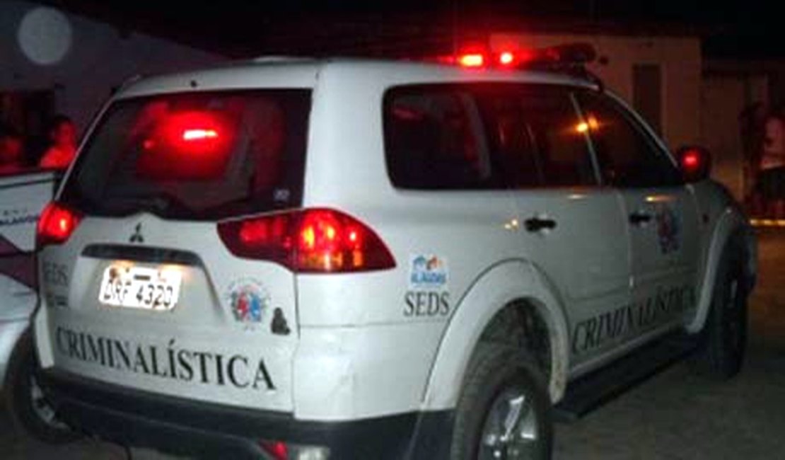 Idoso de 67 anos é assassinado dentro de bar em Arapiraca