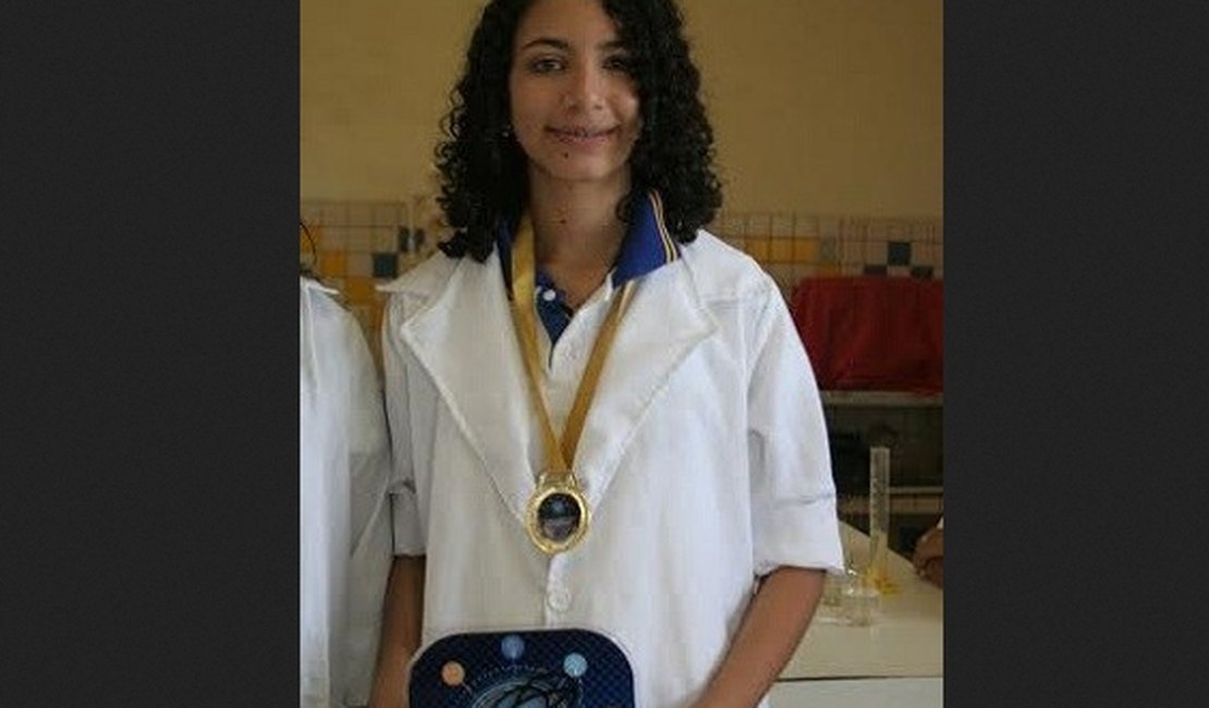 Estudante de Arapiraca cria gel natural para cabelo e vence prêmio nacional