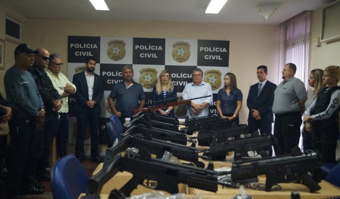 Polícia Civil de Alagoas faz entrega de armas longas a unidades policiais