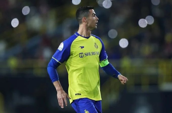 Cristiano Ronaldo recebe proposta para jogar em time brasileiro, diz jornal