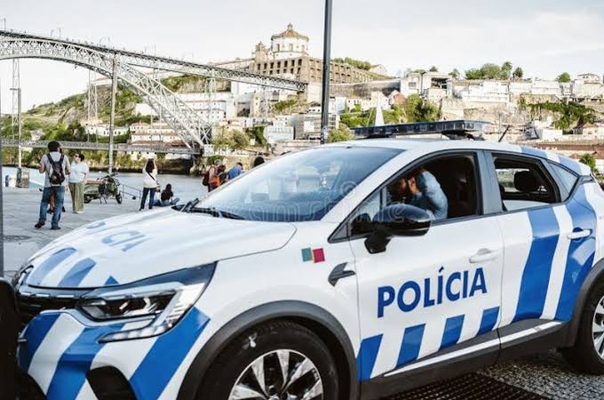 Ex-goleiro do Vasco e do Brasil é detido em Portugal por posse ilegal de arma