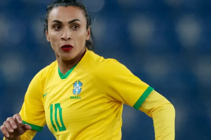 Alagoana Marta volta a defender a seleção brasileira; veja destaques da TV