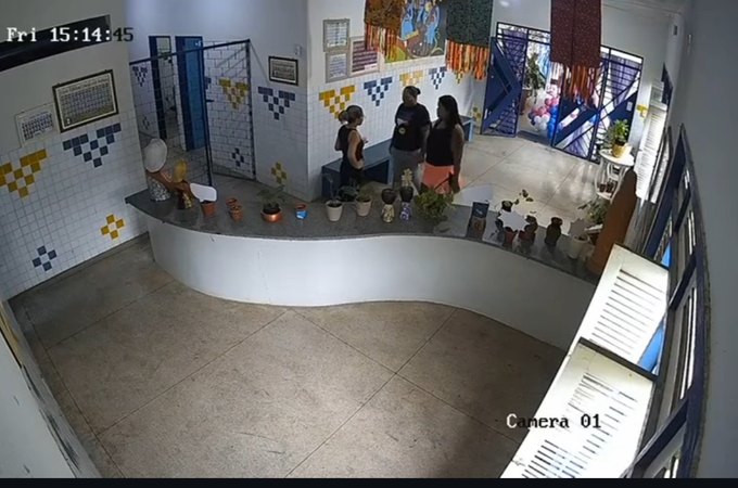 Servidoras públicas agridem colega dentro de escola em Dois Riachos