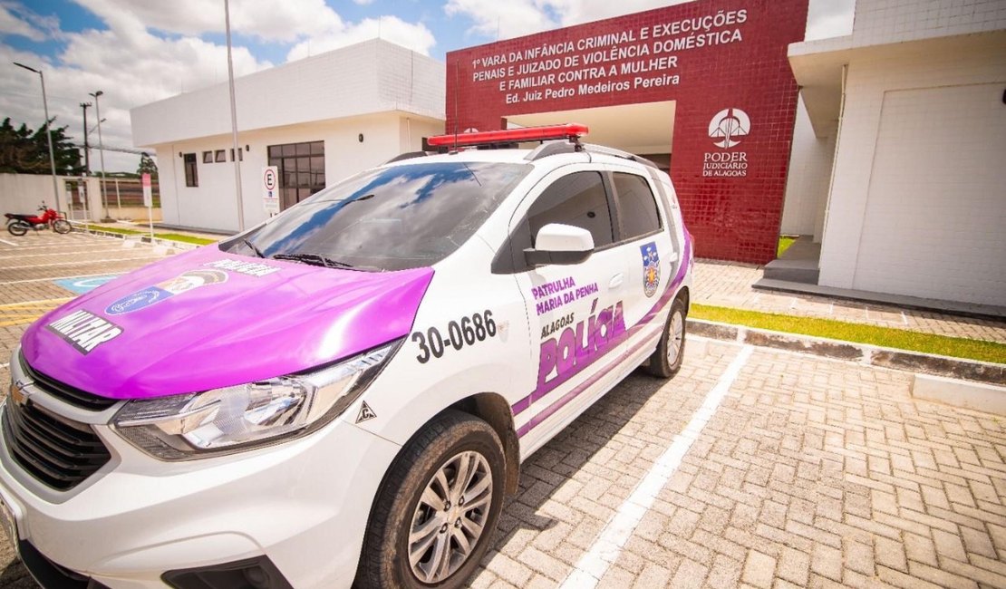 Patrulha Maria da Penha de Arapiraca cumpre mandado de prisão contra agressor