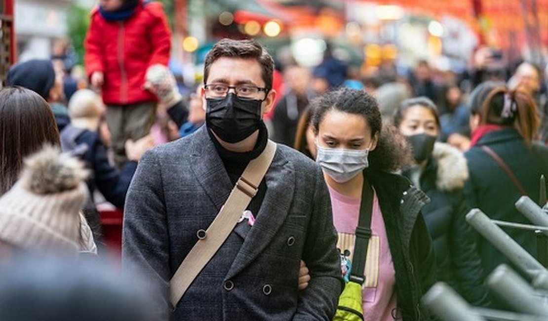 OMS diz que pandemia está fora de controle na maioria dos países