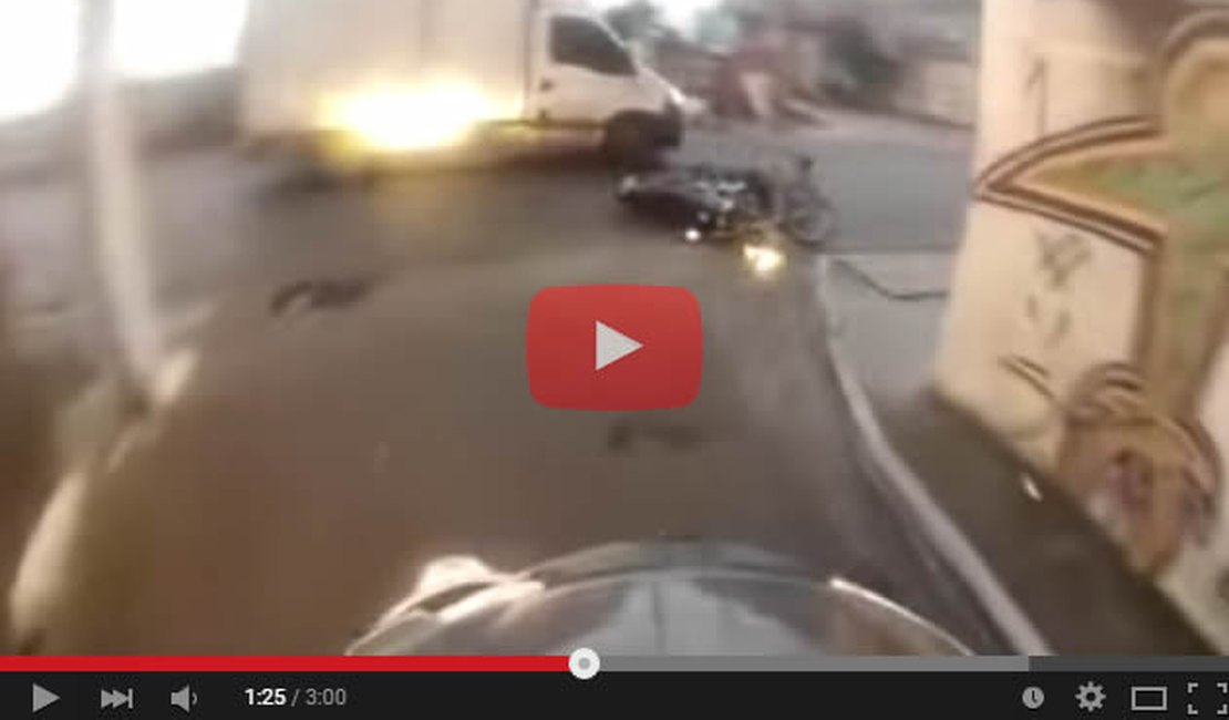 Motociclista sofre acidente ao tentar fugir da Rocam, em São Paulo