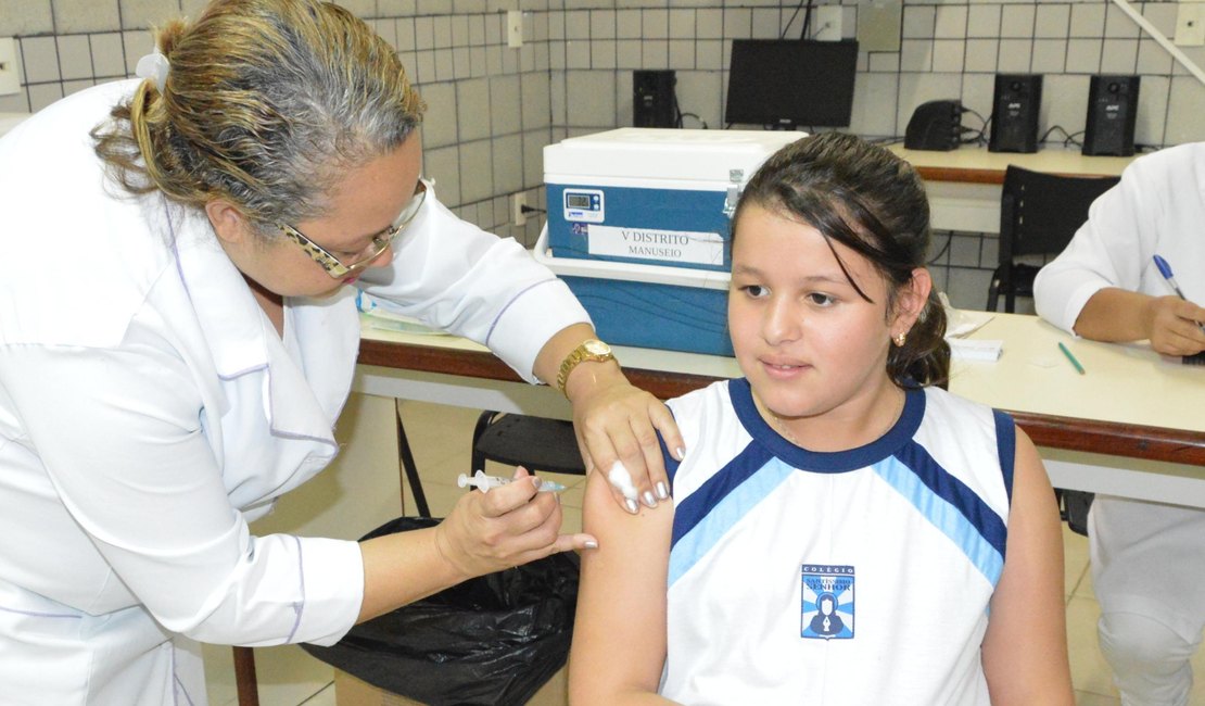 Vacinação contra o HPV para jovens de 15 a 19 anos é ampliada até dezembro
