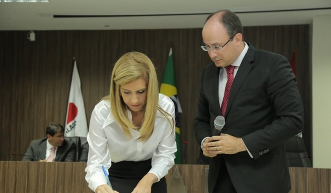 Fernanda Marinela assume a OAB em Alagoas