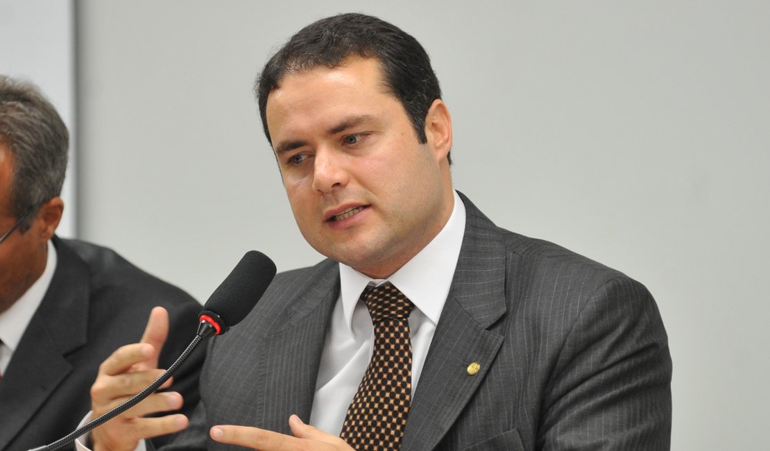 Governador afirma que impeachment cria instabilidade político-econômica