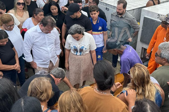 Diretor do CEMFRA, Marcos Fontes, é sepultado sob homenagens e grande comoção em Arapiraca