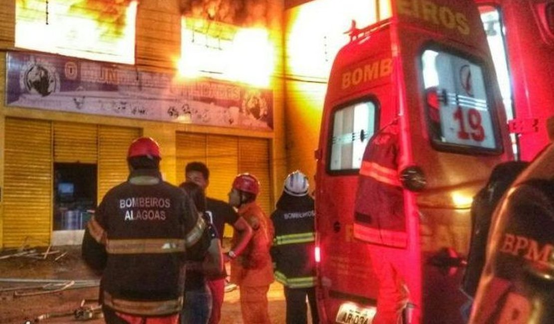 Incêndio destrói loja no Centro de Delmiro Gouveia, Sertão de Alagoas