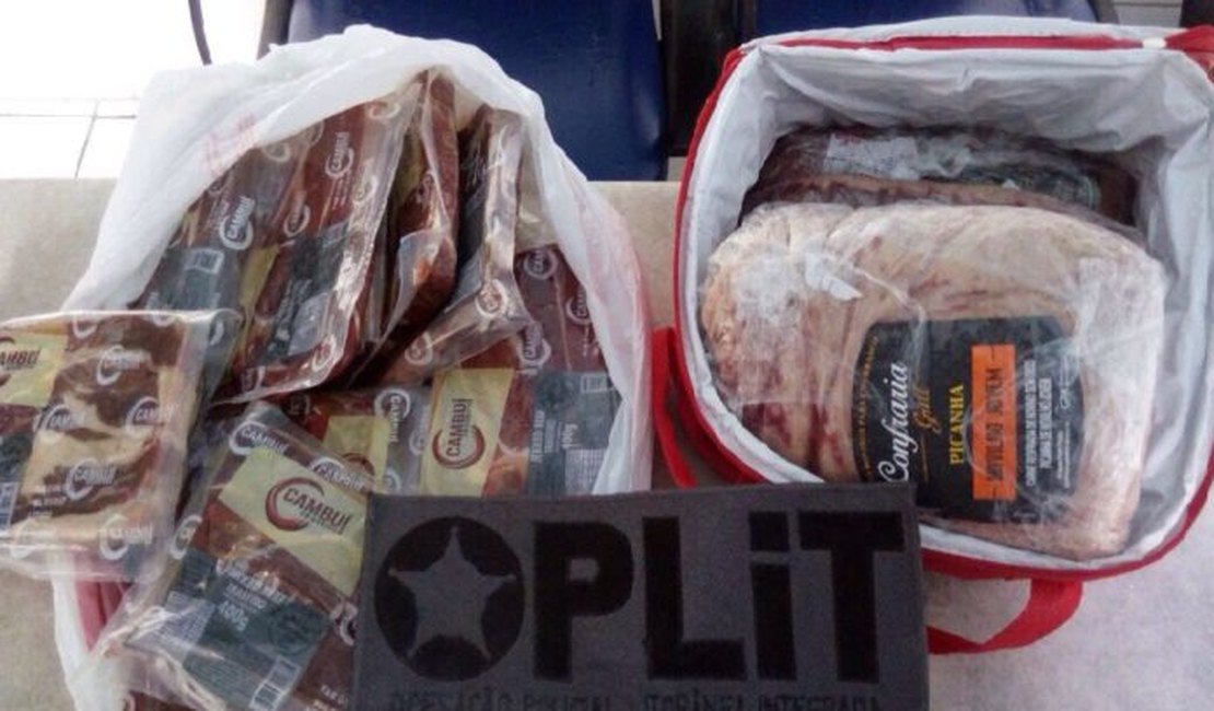 Mulheres são presas após flagrante de furto em supermercado de Maceió