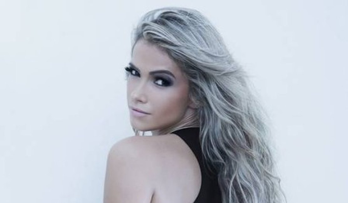 Ex-BBB Fani Pacheco fatura R$10 mil em casas de prostituição pelo Brasil