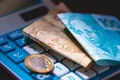 Procon AL multa banco em R$ 289 mil por empréstimo não solicitado a aposentada