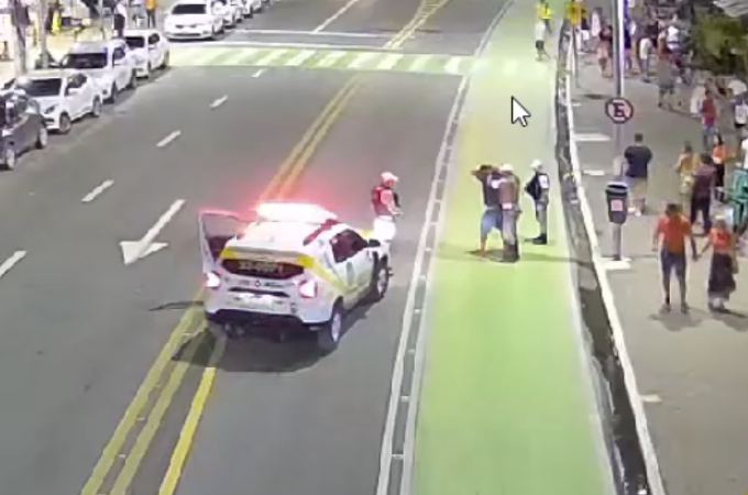 Videomonitoramento da SSP flagra prisão após agressão com faca na orla de Maceió
