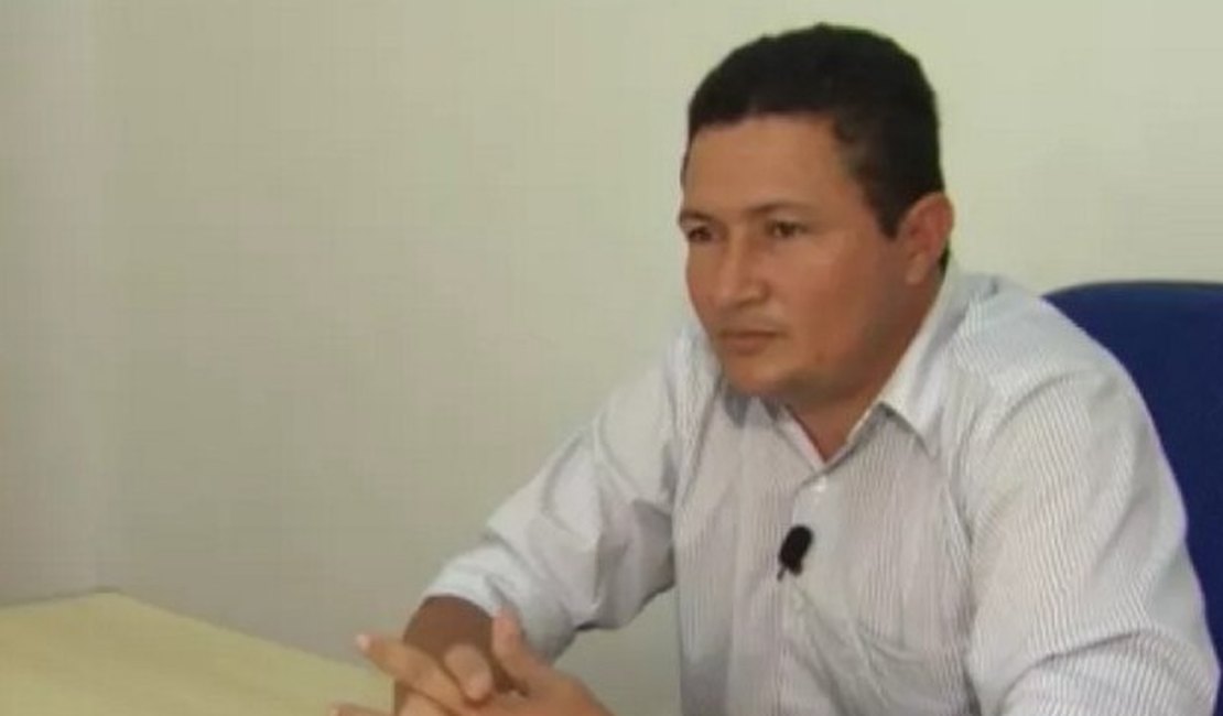 Fantástico mostra prefeito interino de cidade alagoana recebendo propina