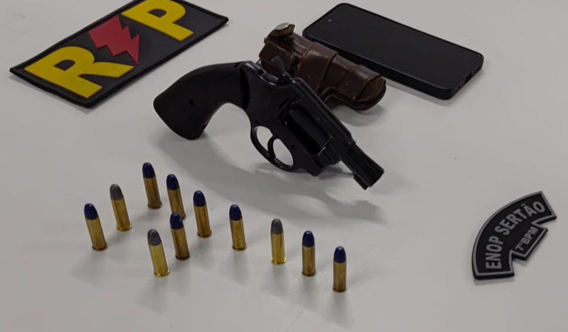 Homem é preso dentro de bar no Sertão de Alagoas após denúncias de disparos de arma de fogo