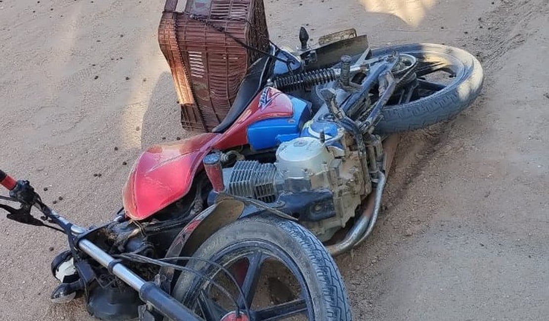 Homem perde controle da direção de motocicleta e morre em Junqueiro