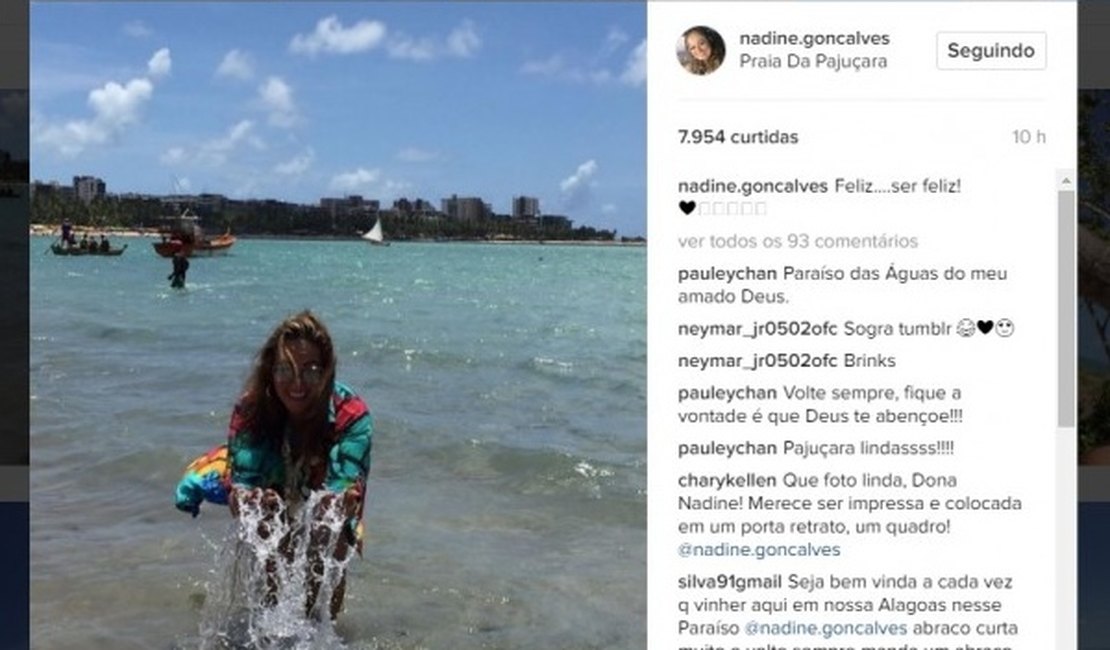 Mãe de Neymar Jr. posta fotos em praias de Alagoas; confira