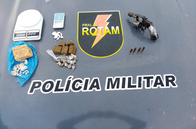 Rotam apreende drogas, arma e prende suspeito durante operação em Rio Largo