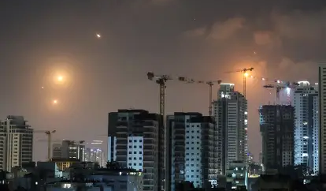 Irã diz que resposta a ataque de Israel começou e explosões são registradas em Tel Aviv