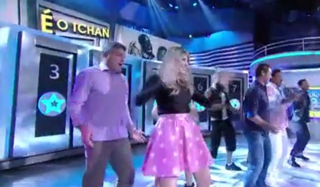 Cleber Machado e Caio rebolam ao som de “É o Tchan” no Domingão do Faustão