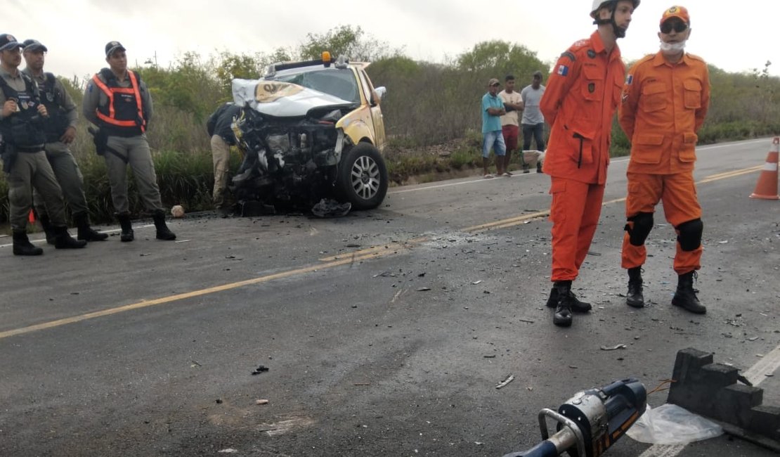 Vítimas fatais de grave acidente na rodovia AL-220, no Sertão de Alagoas são identificadas
