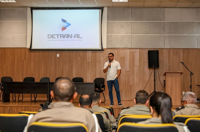 Detran Alagoas reúne batalhões da Polícia Militar para discutir segurança viária