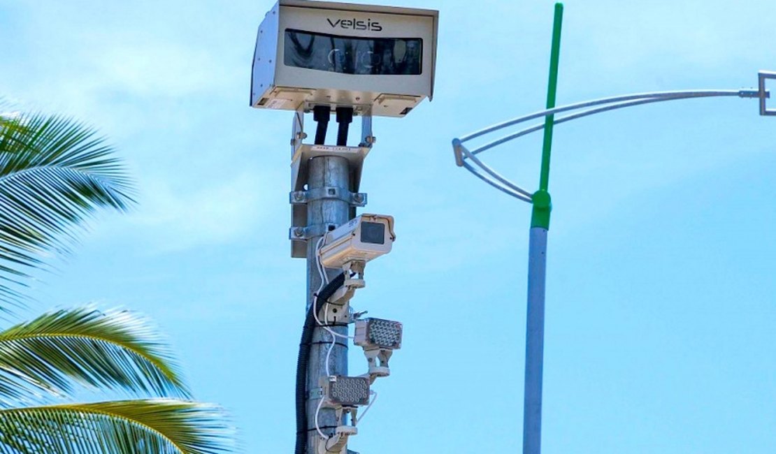 Diário Oficial de Maceió pública lista com 1.593 motoristas multados nos novos pardais eletrônicos