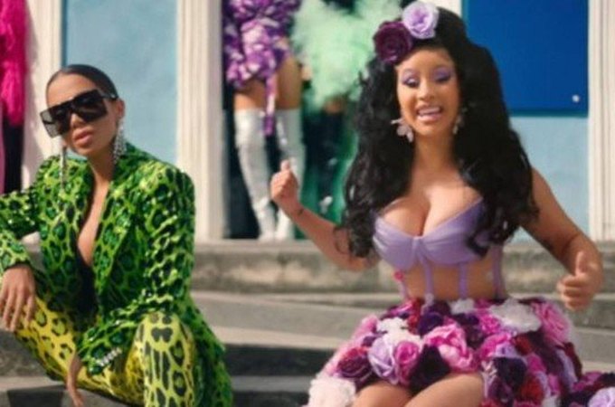Música de Anitta, com Cardi B e Myke Towers, entra nas 100 mais ouvidas dos EUA