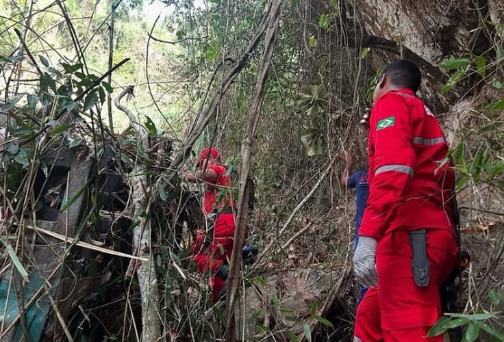 Autoridades nacionais e de Alagoas lamentam tragédia na Serra da Barriga que já deixou 18 mortos
