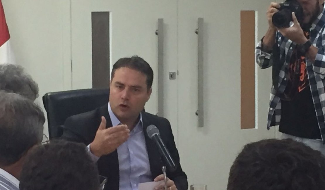 Renan Filho anuncia convocação de membros da reserva técnica da Polícia Civil
