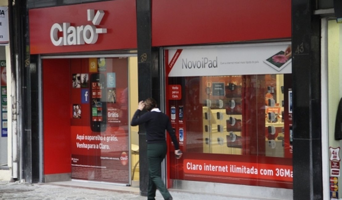 Bandidos roubam dinheiro e 26 celulares de loja de Teotônio Vilela